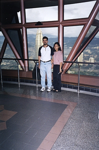 ilan aruna kl tower viewport.jpg (133277 bytes)